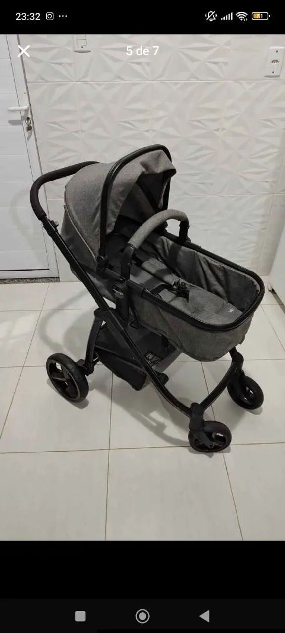 Carrinho de bebê com bebê conforto  - Foto 3