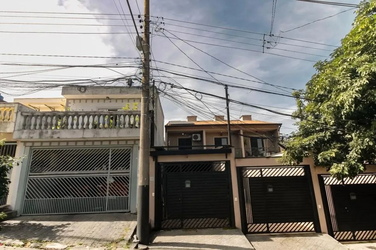 Sobrado Jardim Mitsutani em excelente localização