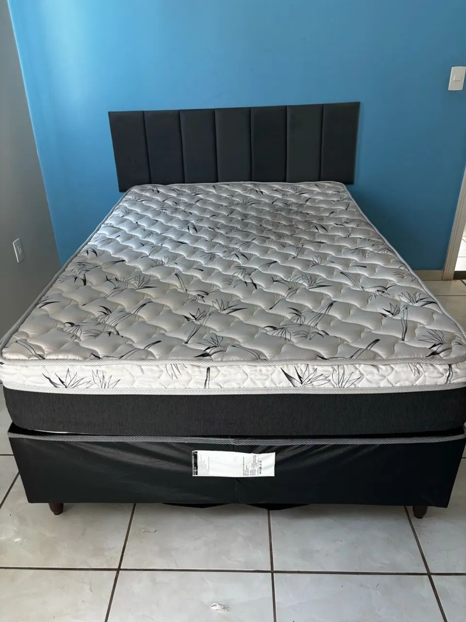 Vendo cama box modelo viúva, com colchão Castor Class Tecnopedic.  - Foto 4