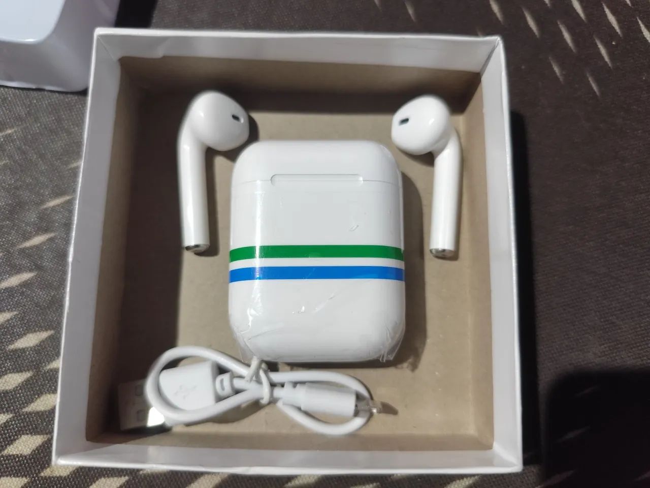 Fone bluetooth air pro4 compatível com iPhone e Android - Foto 2