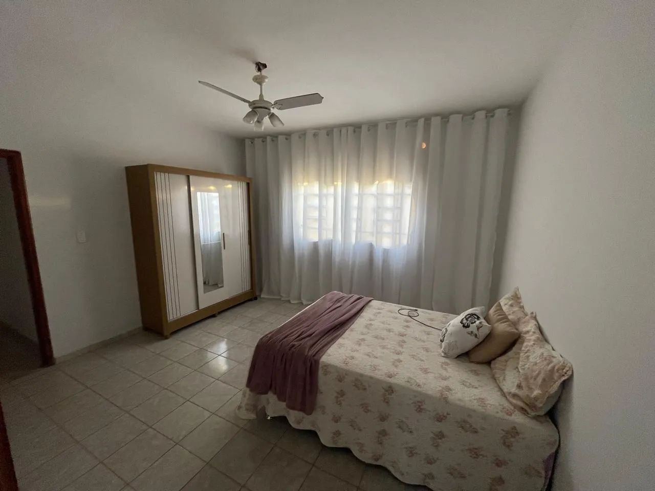 Sobrado com 7 Quartos 300 metros de construção Caldas Novas - Foto 5