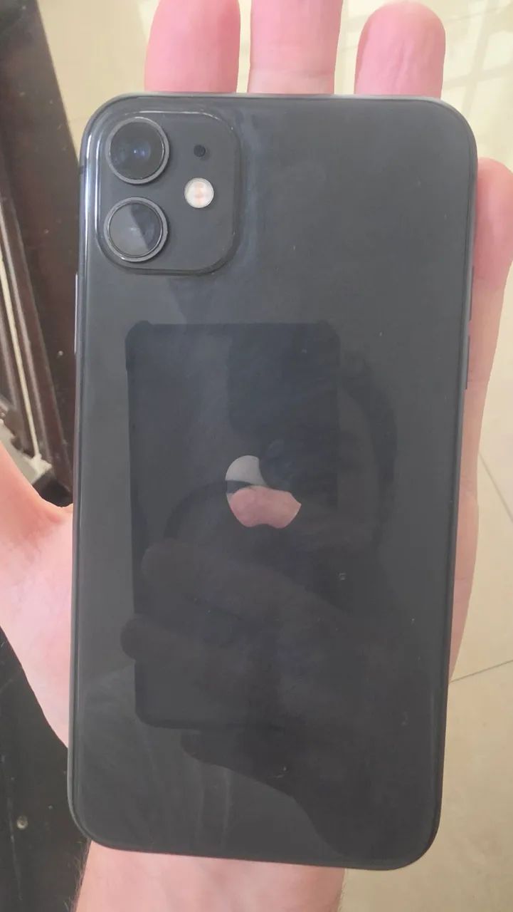 IPhone 11 Preto 64 GB - Foto 2
