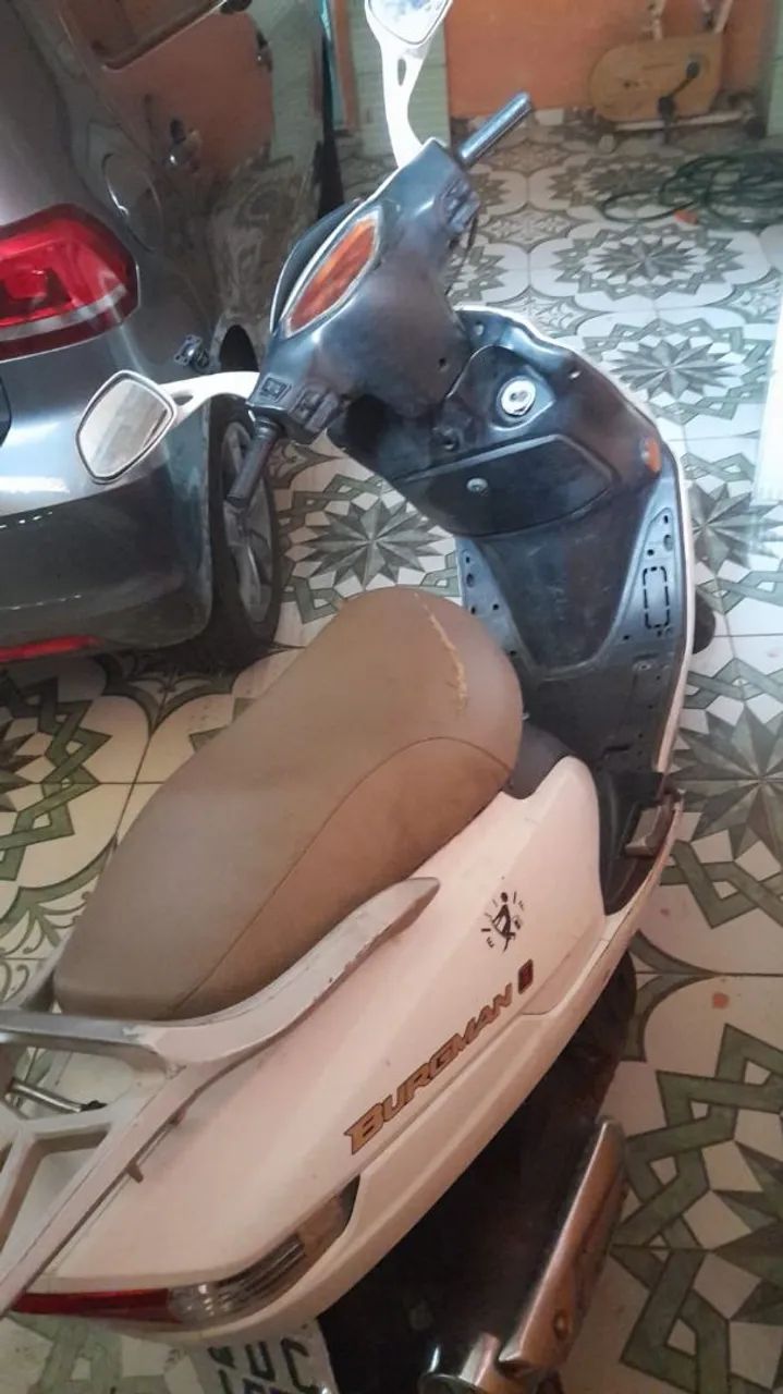 BURGMAN 2015