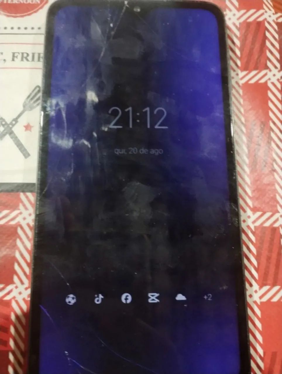 Venda de celular trincado  - Foto 2