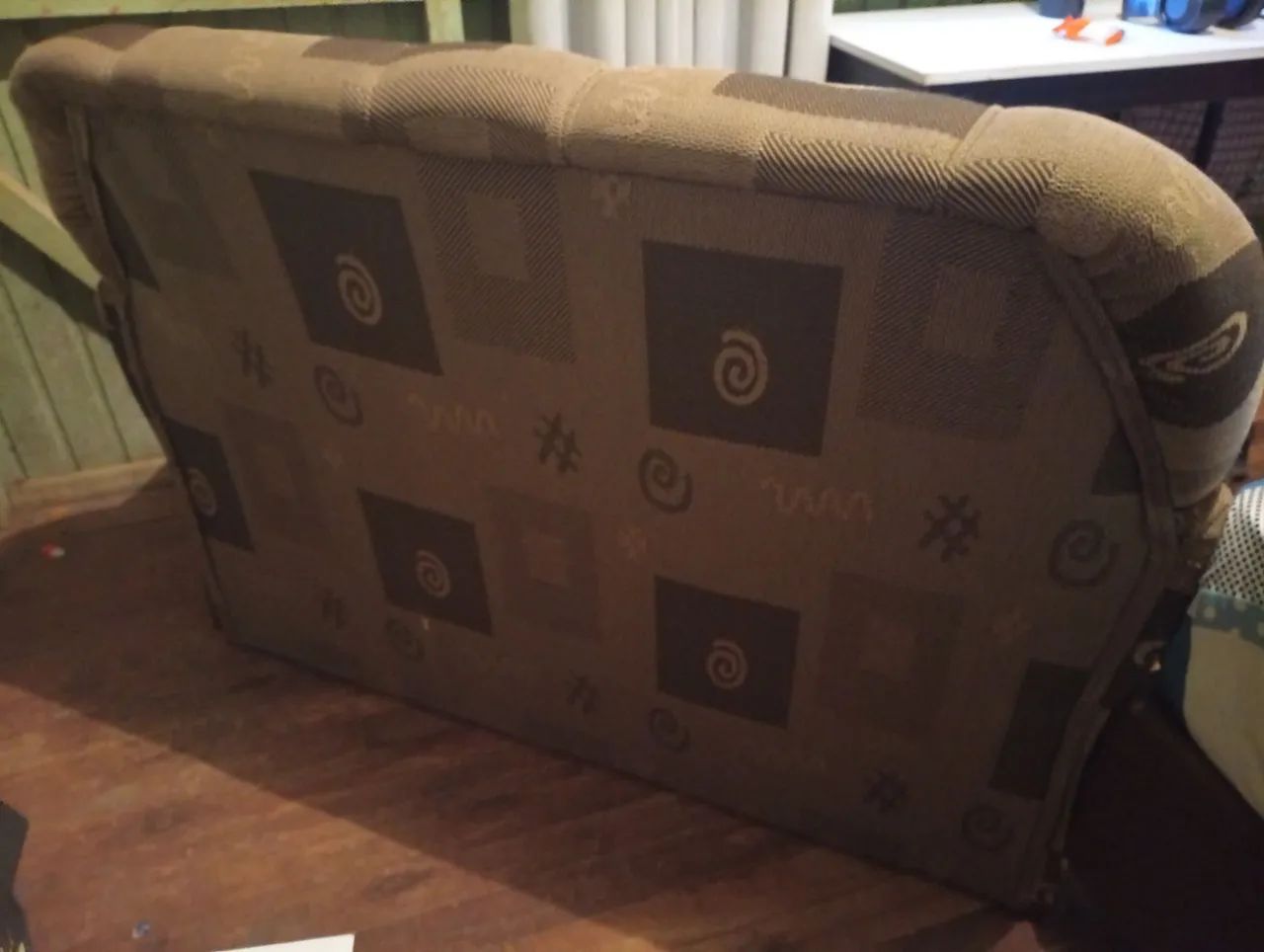 Vende-se sofa 2 lugares tamanho medio - Foto 4