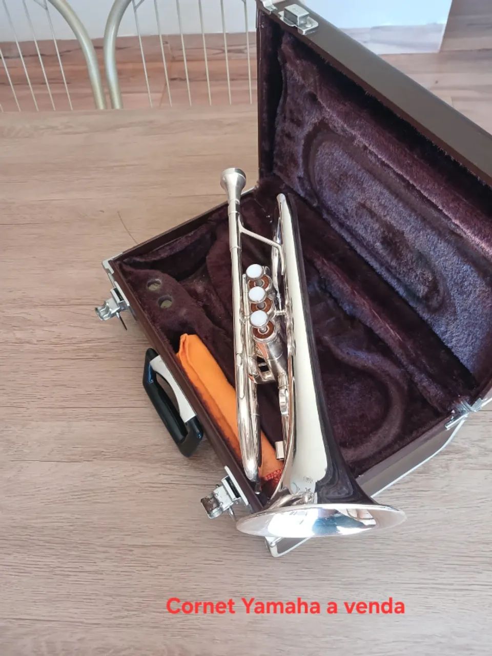 Cornet Yamaha em Si bemol Prateado com estojo - Foto 4
