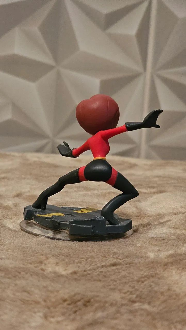 Disney Infinity Sra. Incrível Mulher Elástica Original - Foto 3