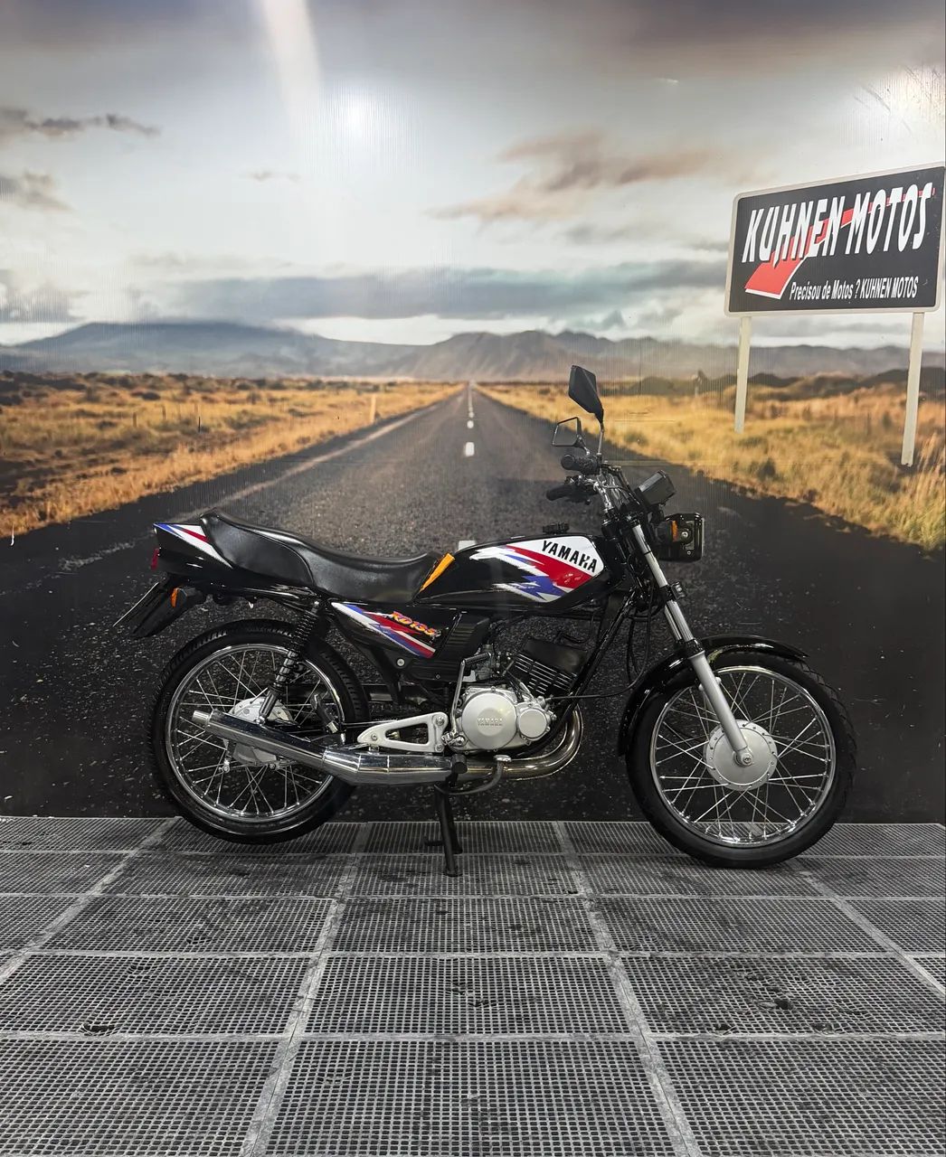 YAMAHA RD 135 1996 - Foto 2
