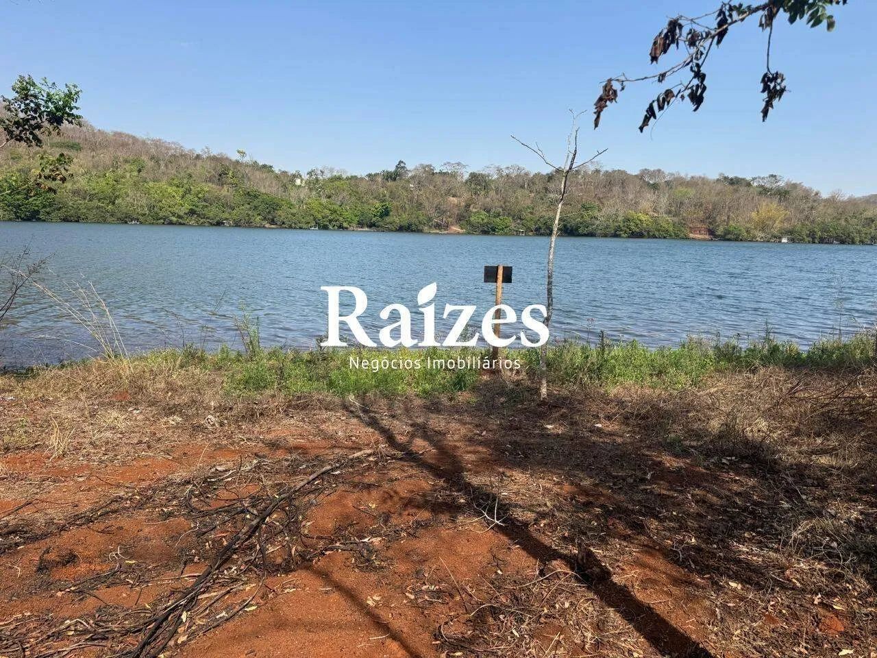 Chácara à venda em Indianópolis com 2.600 m²