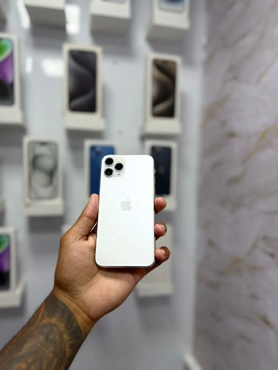 iPhone11Pro ホワイト 64GB SIMフリー 箱無し本体のみ iPhone 11 Pro 64gb - Celulares e Smartphones - Compensa, Manaus