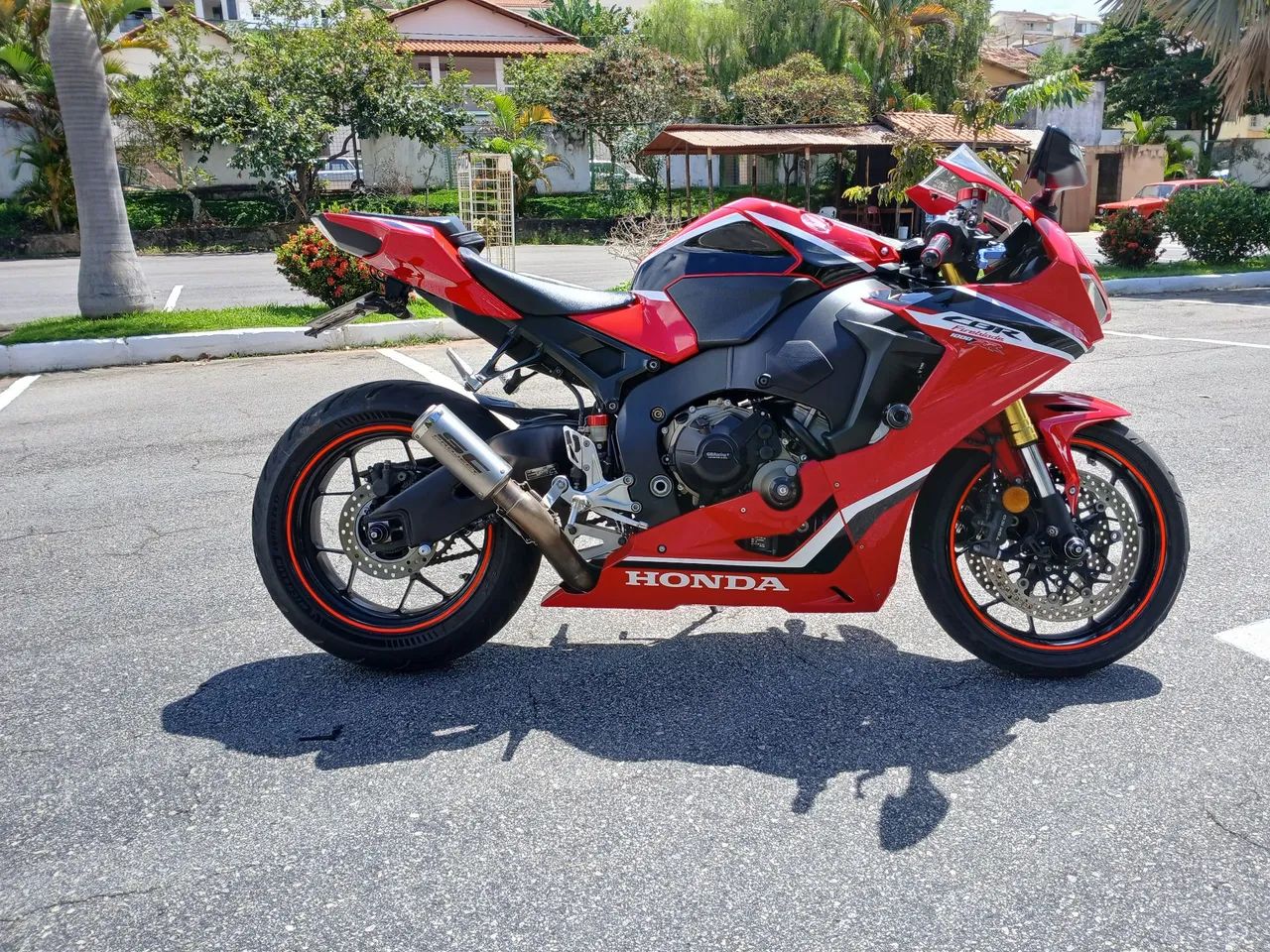 CBR 1000rr fireblade 2018 - Foto 2