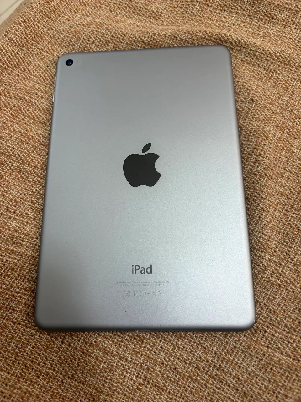 iPad mini 4 128GB prata - Foto 2