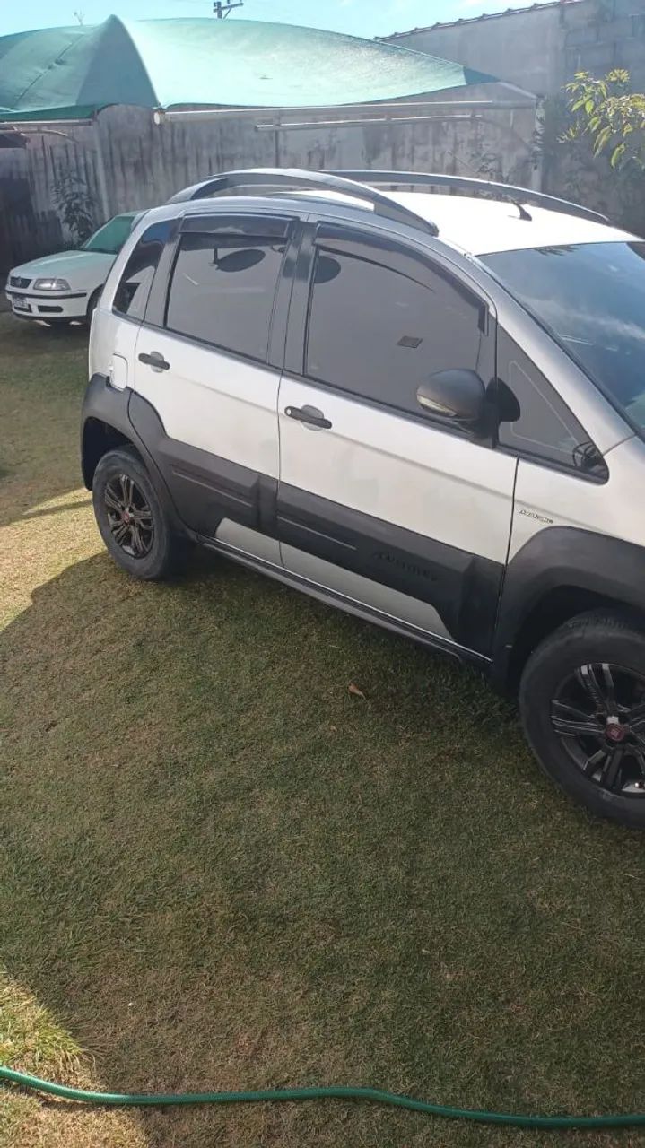 Fiat Idea Adv./ Adv.lock.dualogic 1.8 Flex 5P 2012 - Foto 2