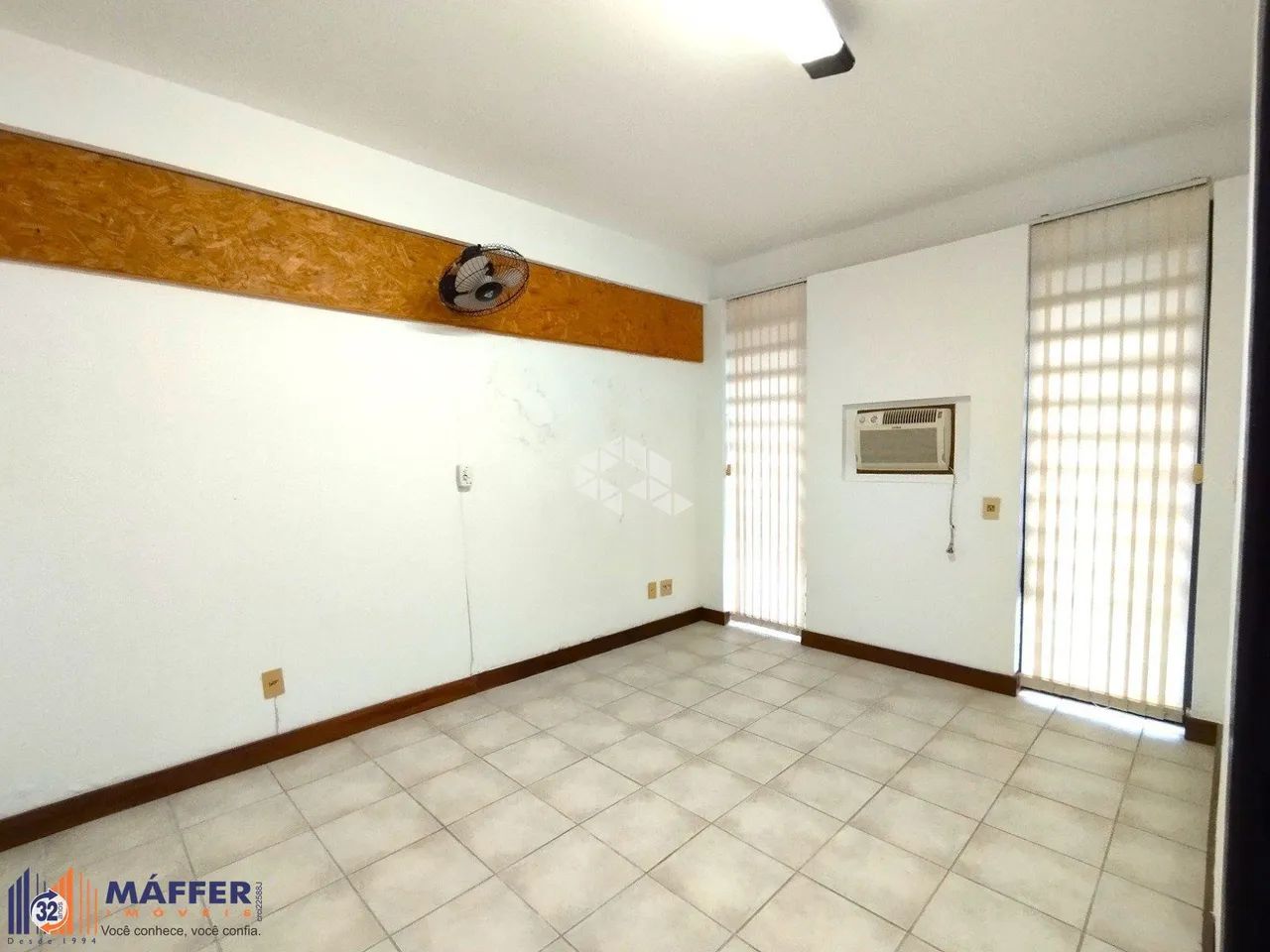 Vende conjunto comercial com 07 salas - Foto 3