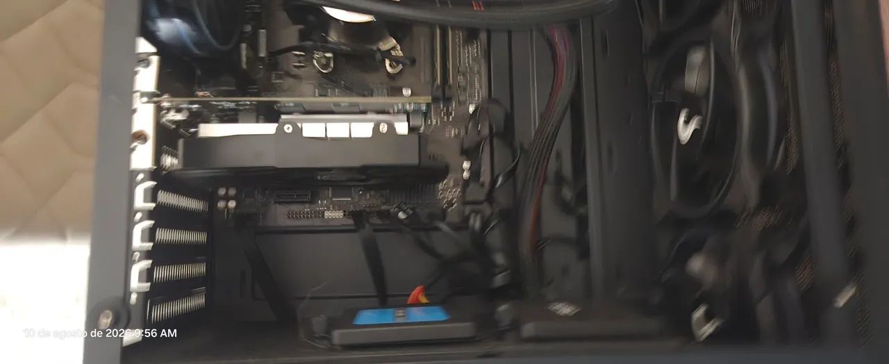 Pc gamer Rise mode + Mesa digitalizadora - Foto 5