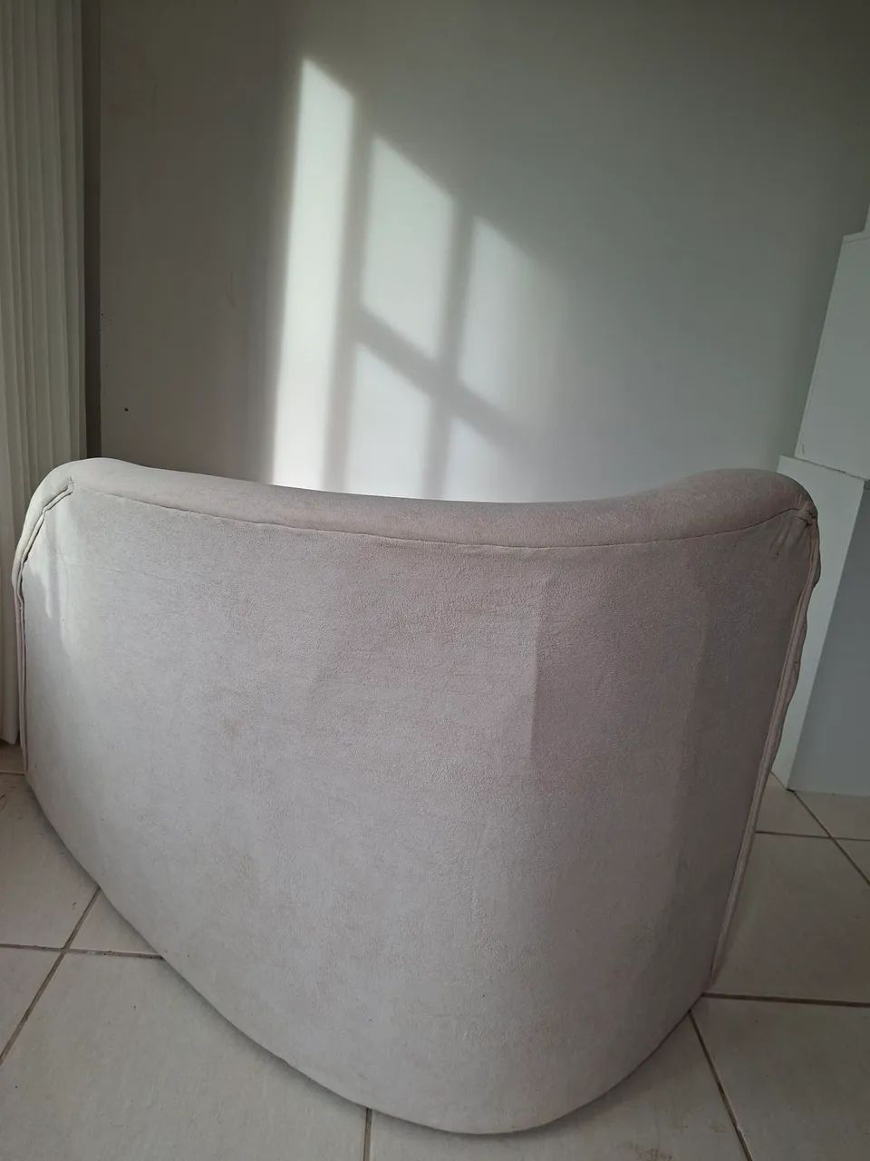 Sofá Minimalista  3 lugares - Foto 4