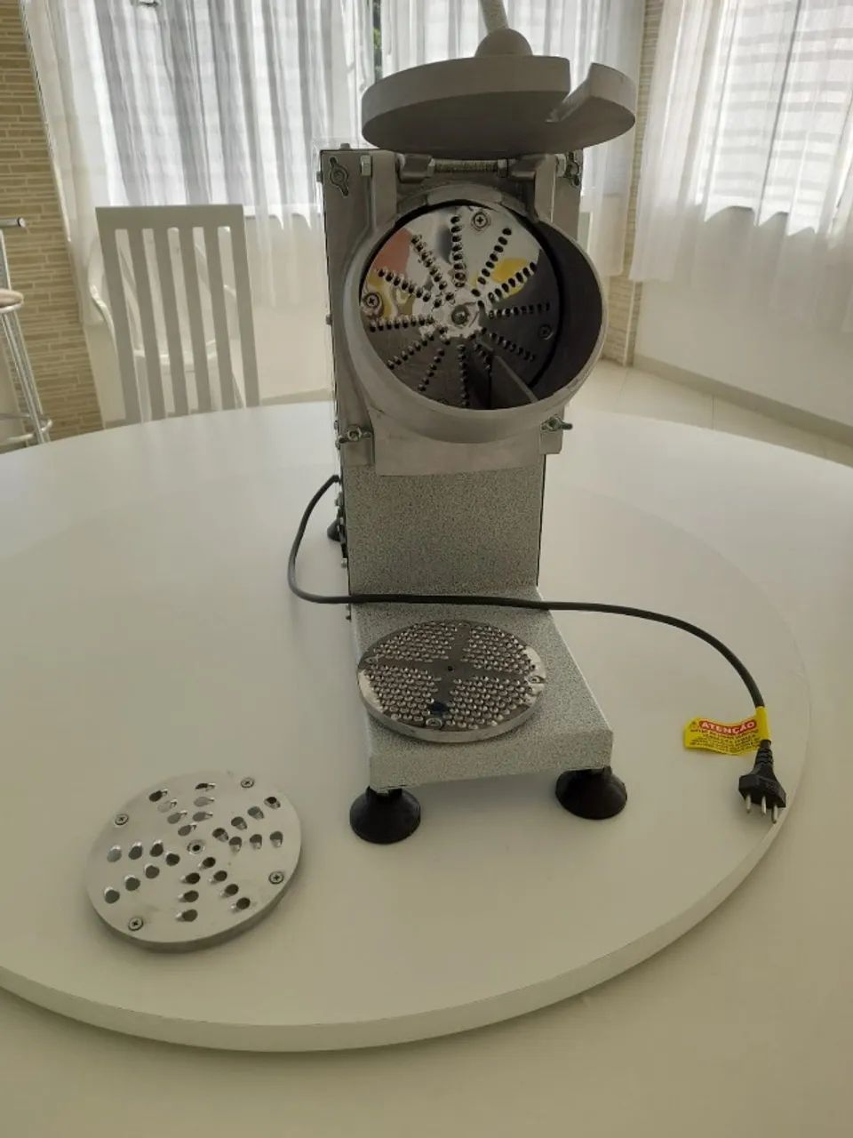 Ralador De Queijo E Coco Industrial 700W 3 Discos Inox - Jl Colombo - Foto 2