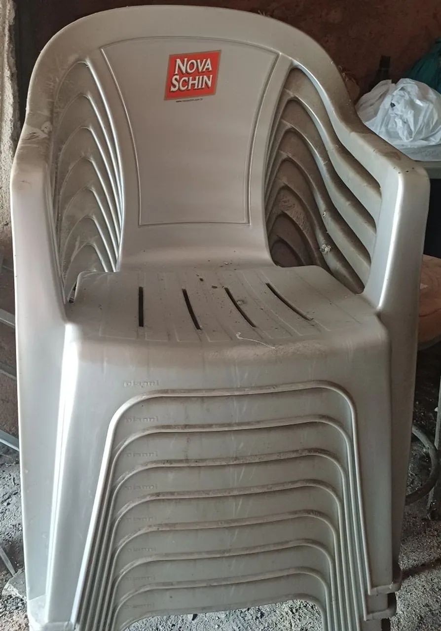 Cadeiras de plastico reforçado cinza   - Foto 3
