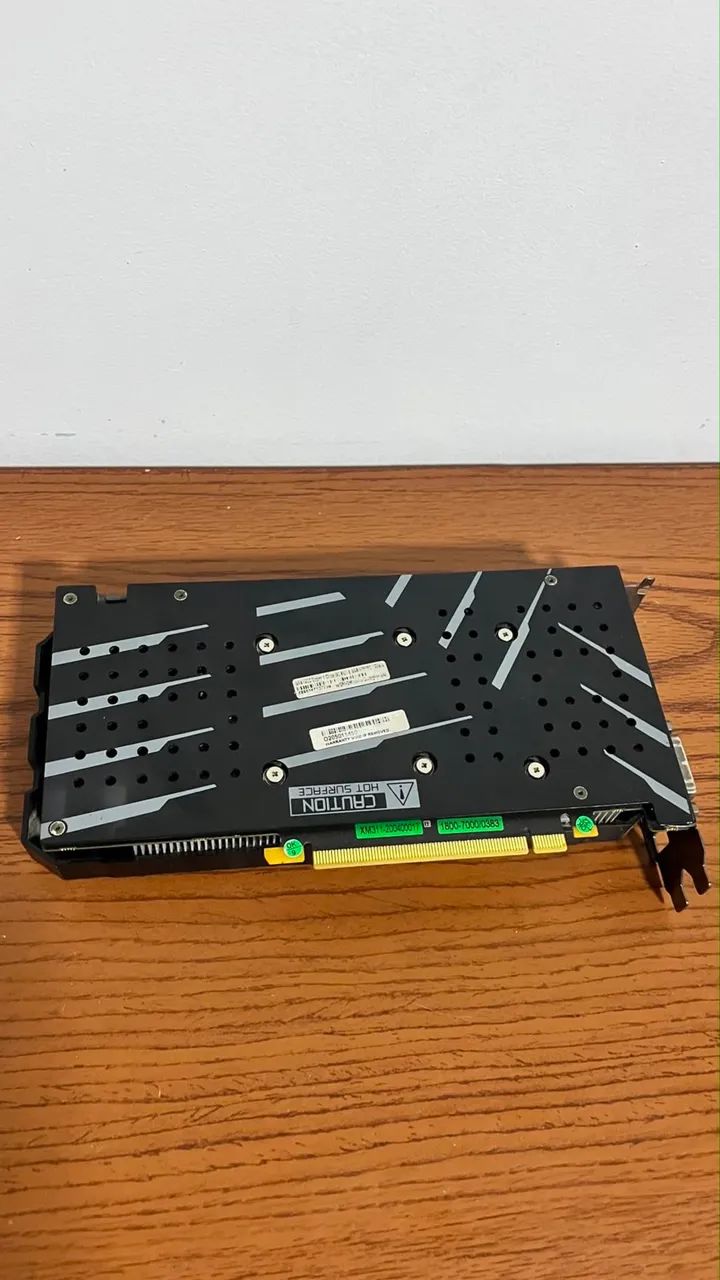GTX 1660 Super Galax  - Foto 4