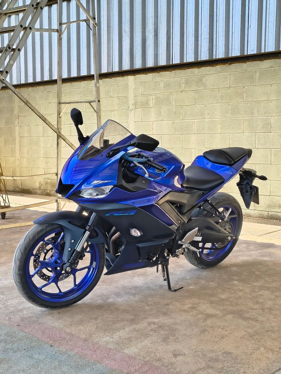 YAMAHA R3 - Foto 4