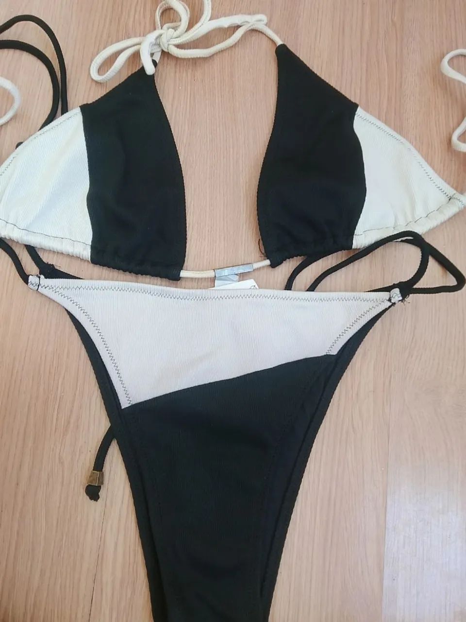 Biquinis G - Foto 4