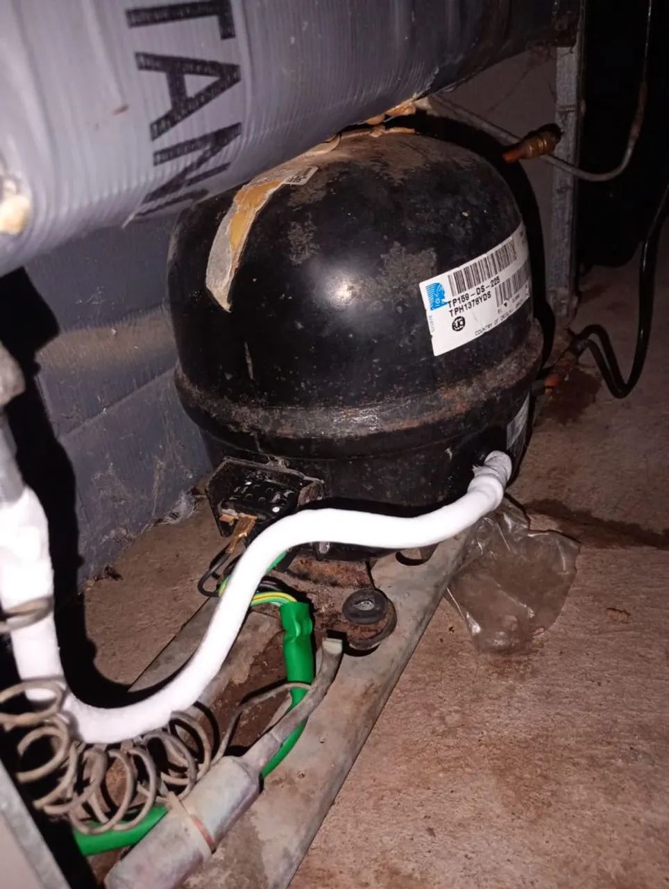 Conserto de geladeira e máquina de lavar 