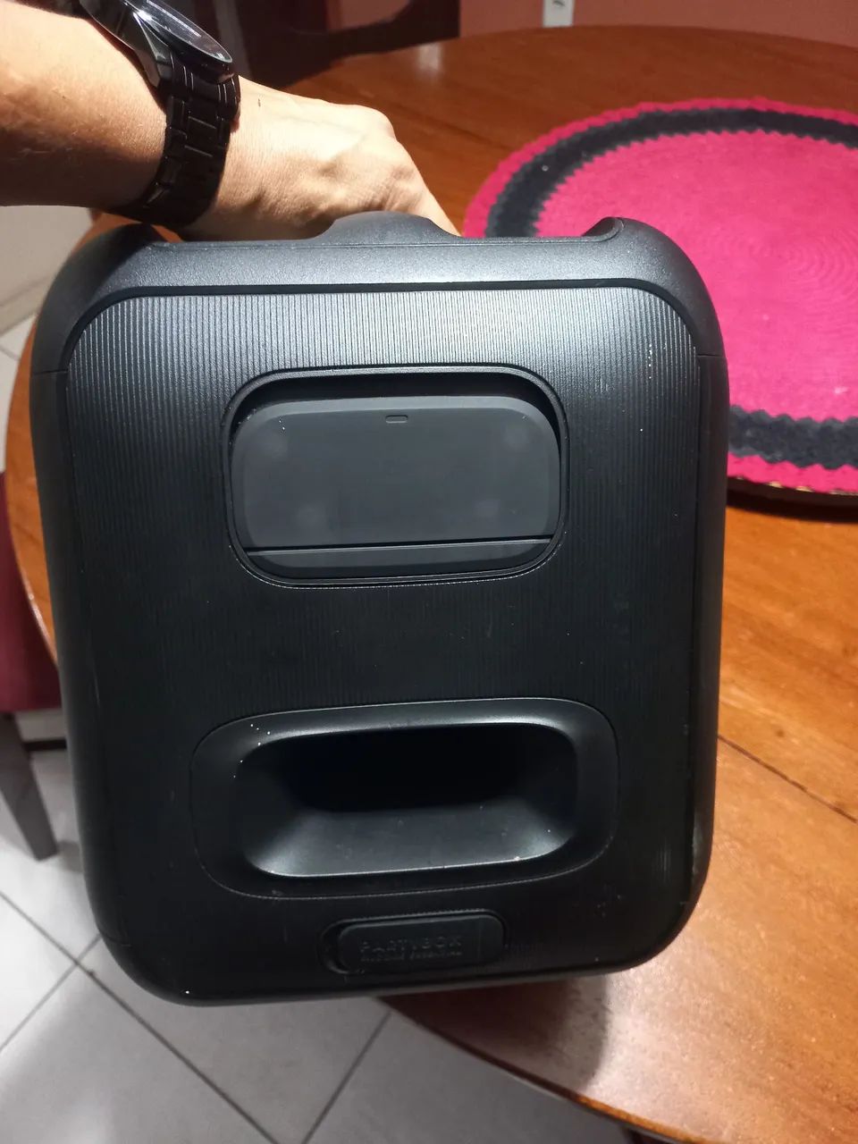 Vendo caixa de som JBL (OBS)NÃO É COM OS MICROFONES. - Foto 4