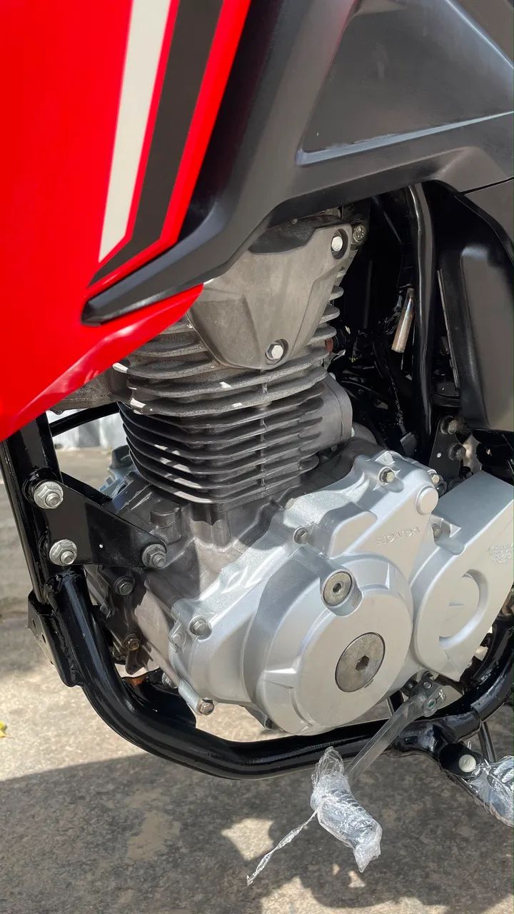 VENDO BROS 2024 POUCO USADA - Foto 5