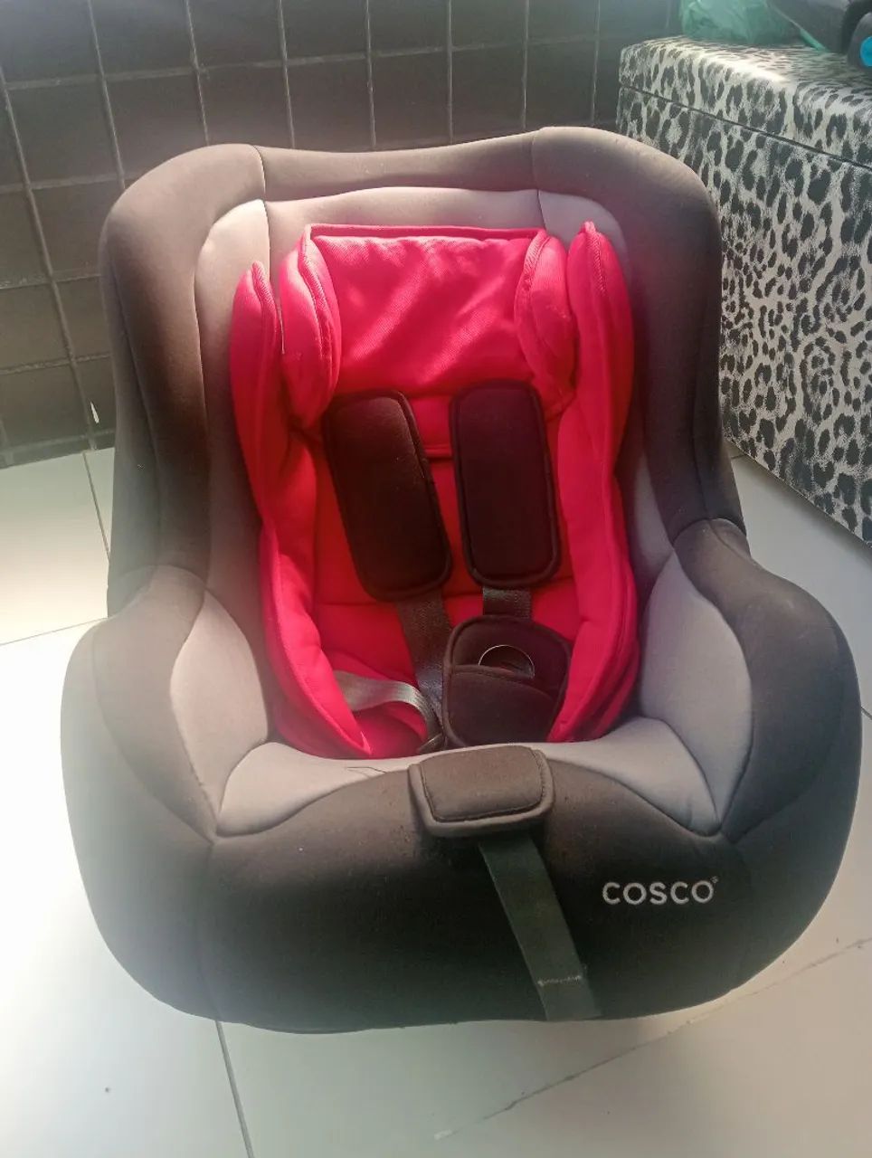 Cadeirinha de automóveis 