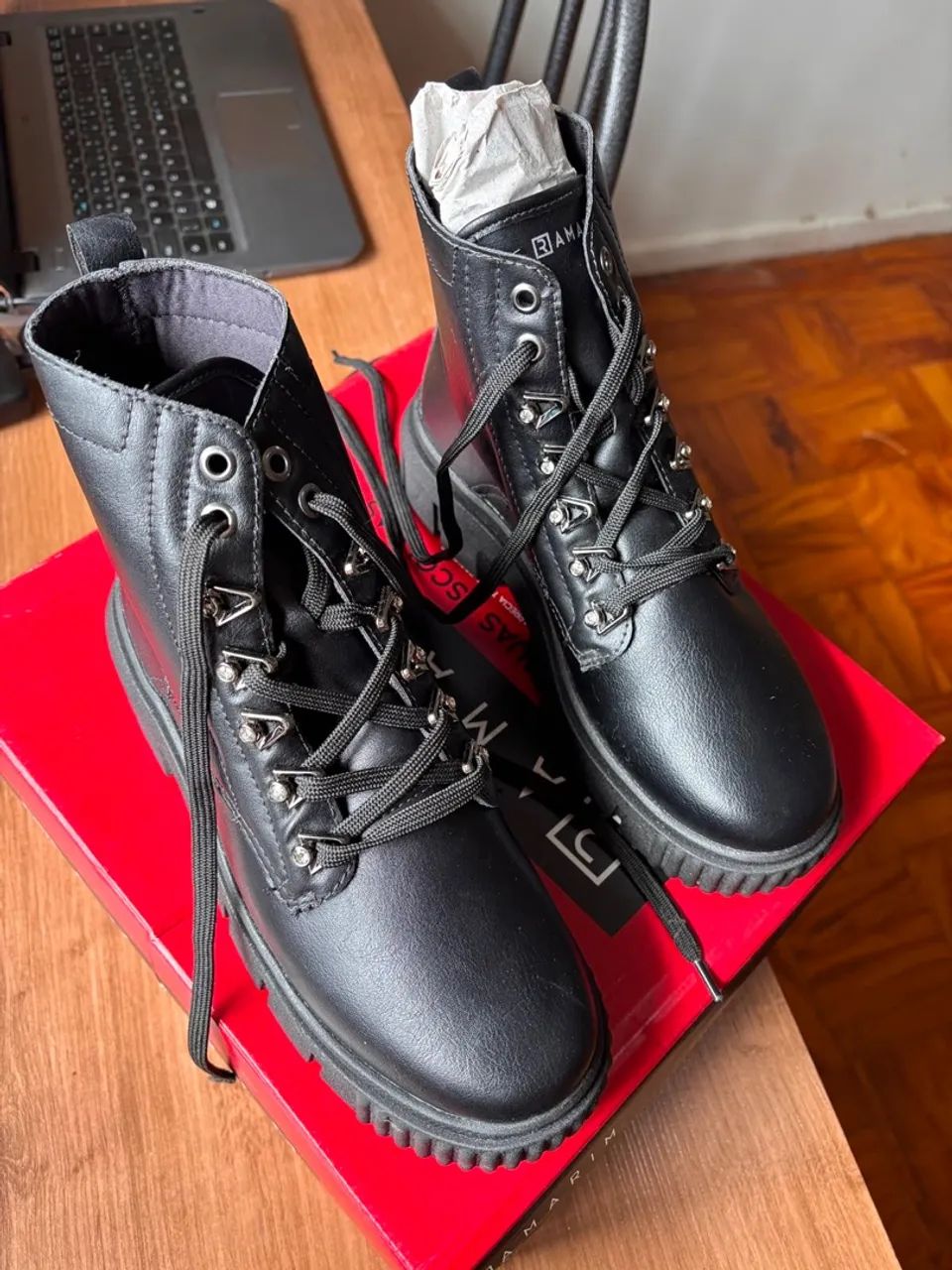 Bota tratorada feminina  - Foto 2
