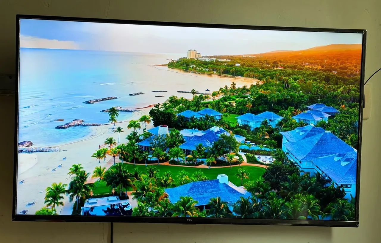 Smart TV terceira Android 50 polegadas 4K comando de voz completo com todos os acessórios - Foto 4