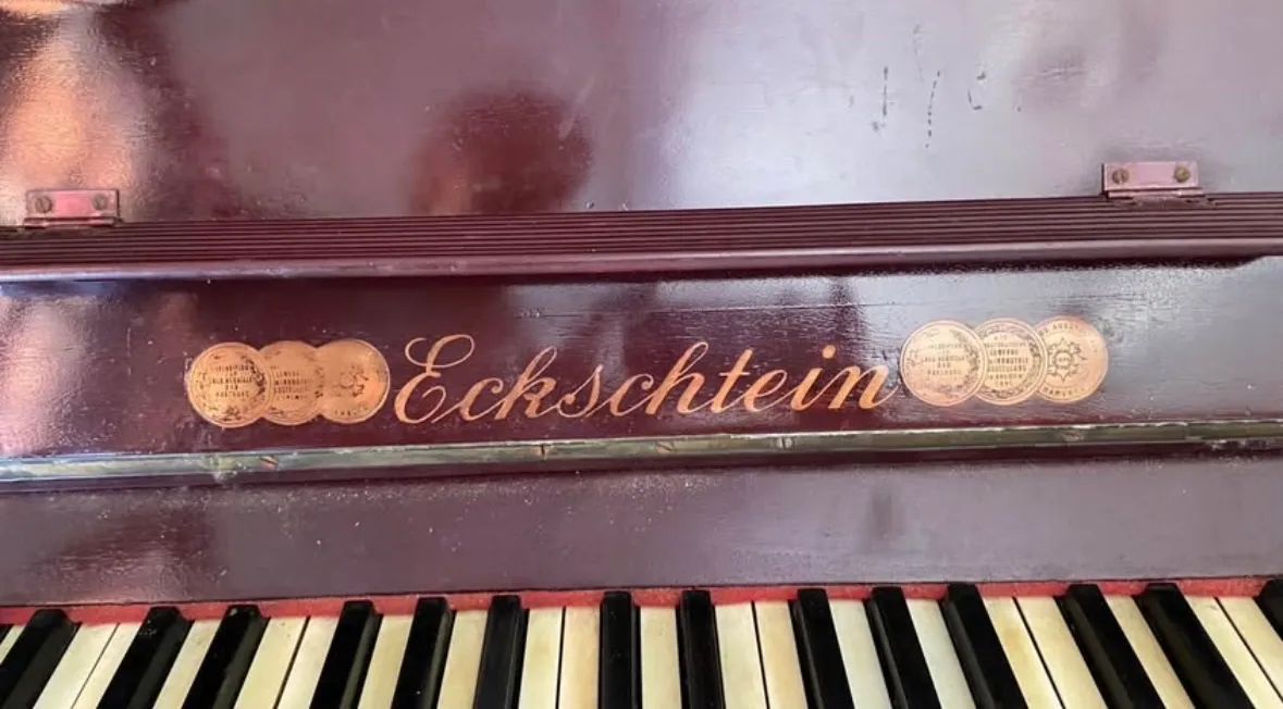 Piano Eckschtein  - Foto 2