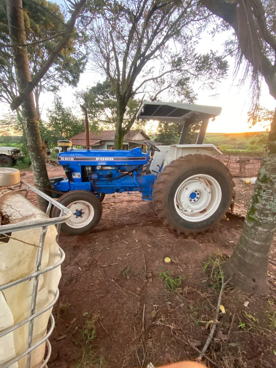 Trator Ford 6610 - Foto 2
