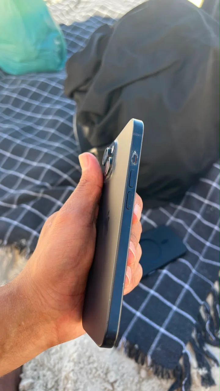 iPhone 15 - Foto 2