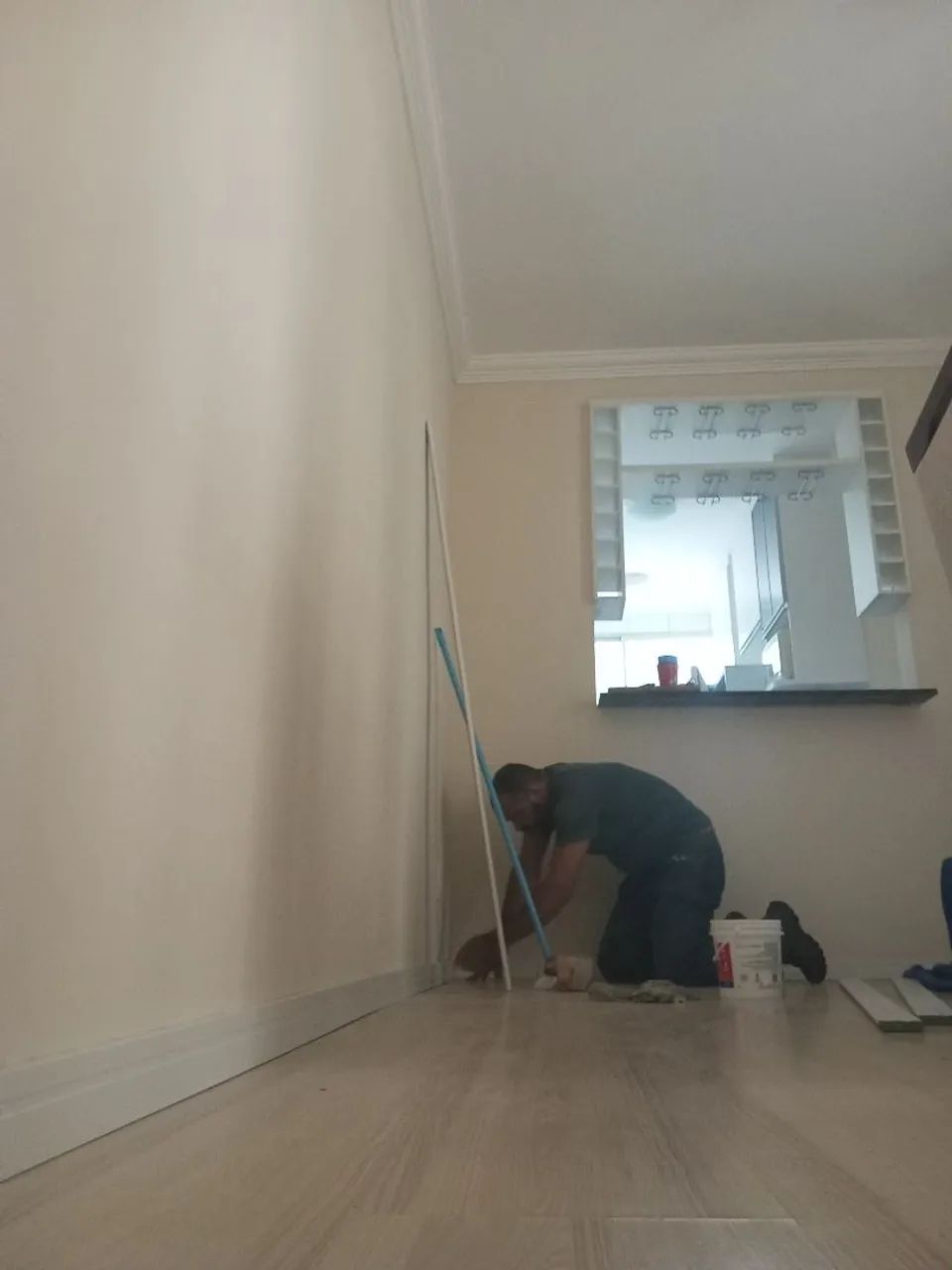 Instalação de rodapé  - Foto 5