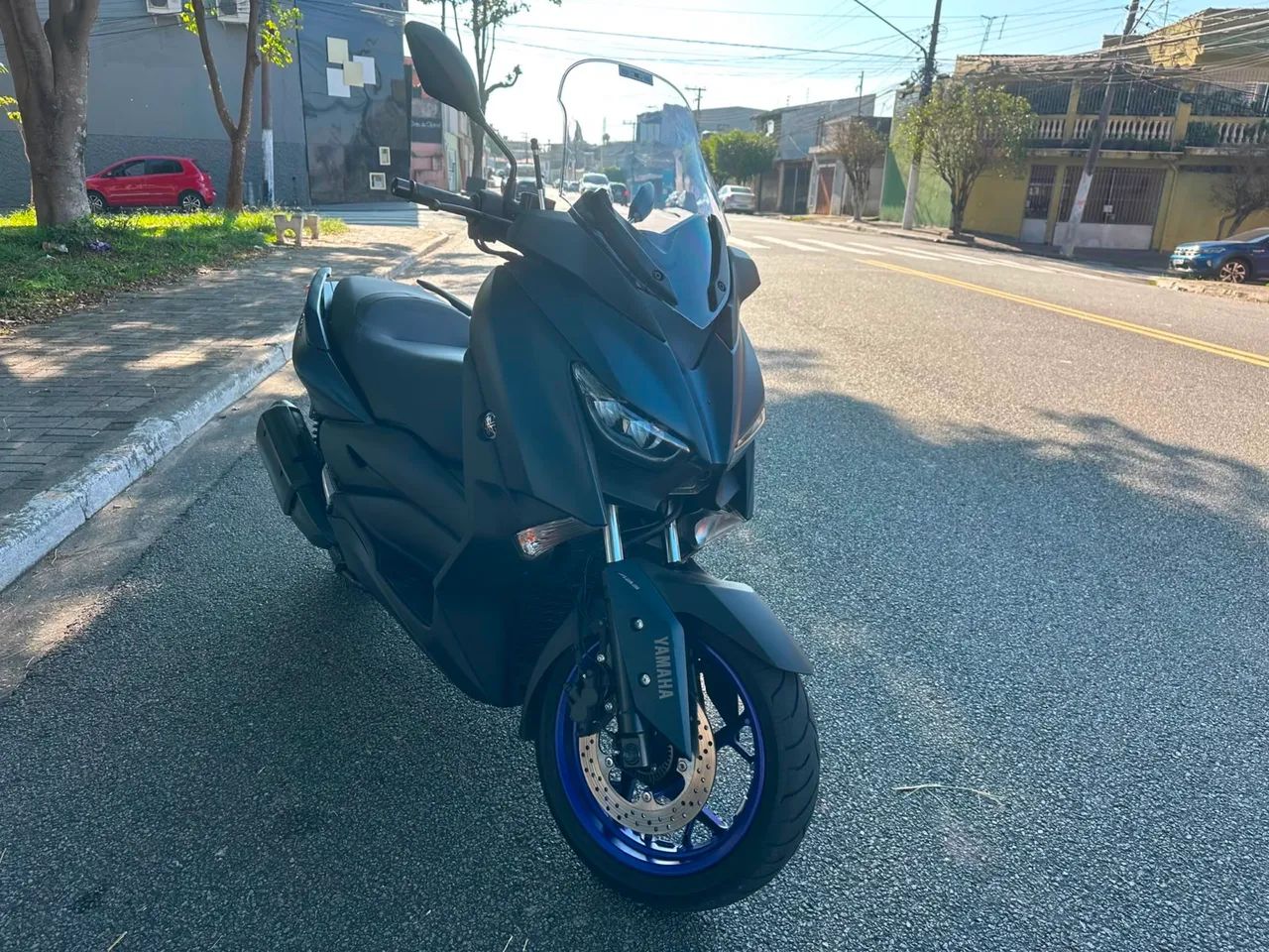 XMAX 250 ABS - Foto 2