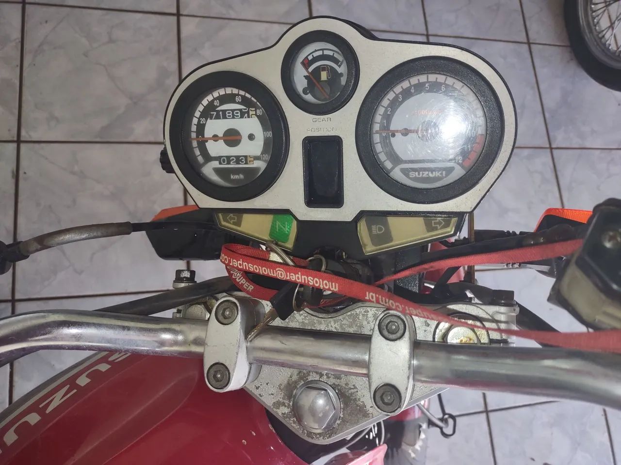 Suzuki Yes EN 125 - Foto 4