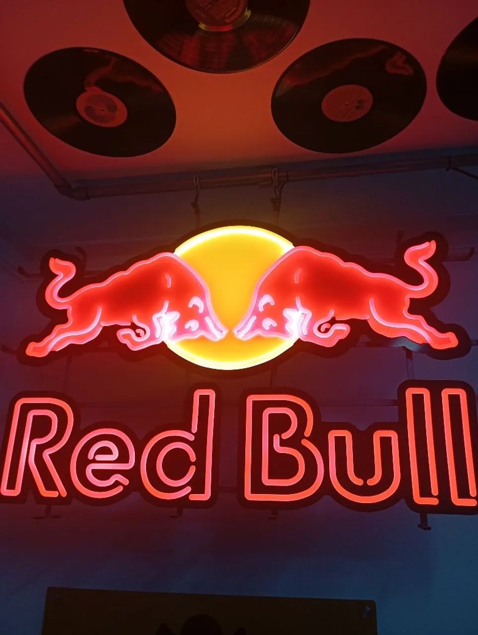 Luminoso Red Bull 