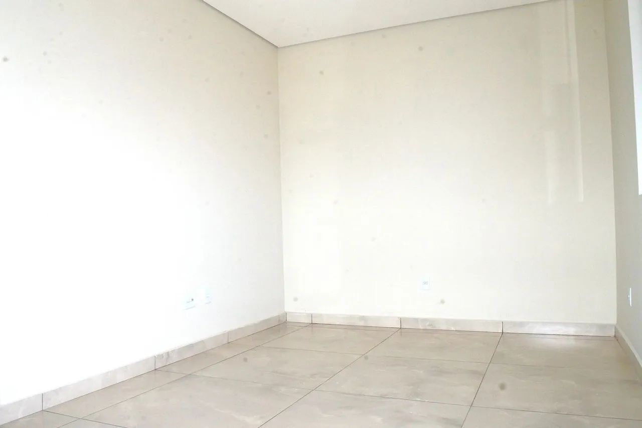 Casa à Venda - Santa Inês, 3 Quartos, 243 m2