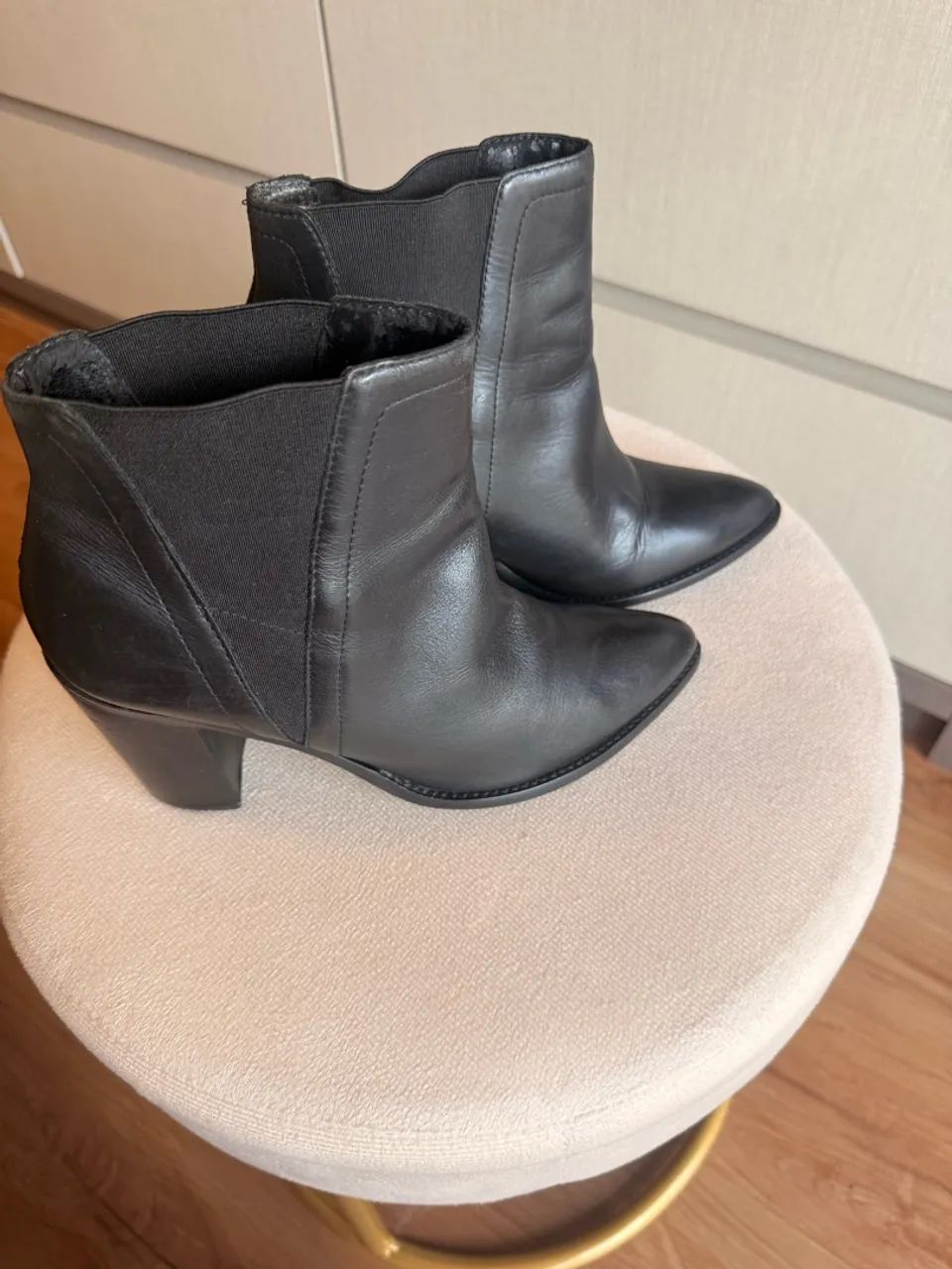 Bota Arezzo em couro - Foto 4