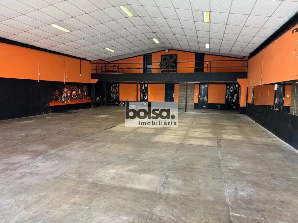 PRÉDIO COMERCIAL PROXIMO SUPERMERCADO PANELÃO ! !