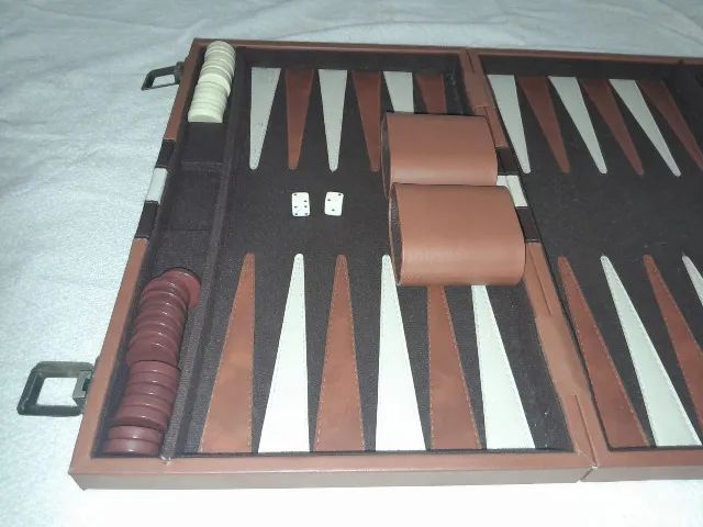 Maleta de couro de tabuleirão de gamão  - Foto 5