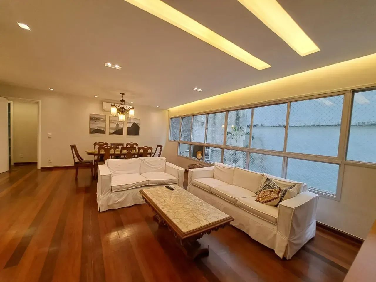 Apartamento Mobiliado com 4 Quartos no Leblon