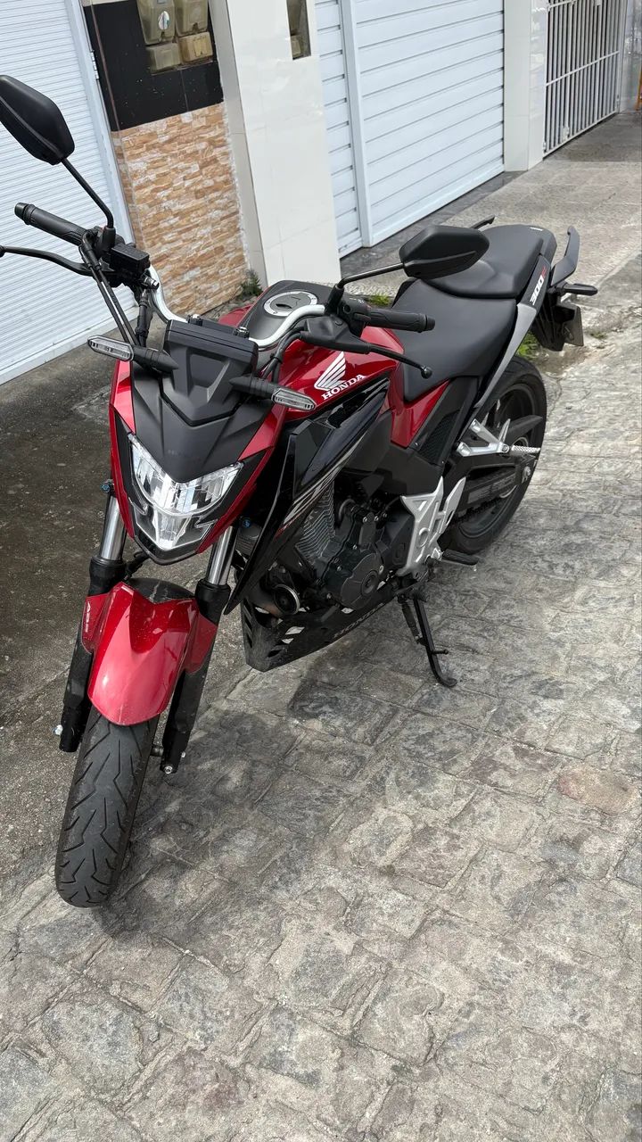 CB300F