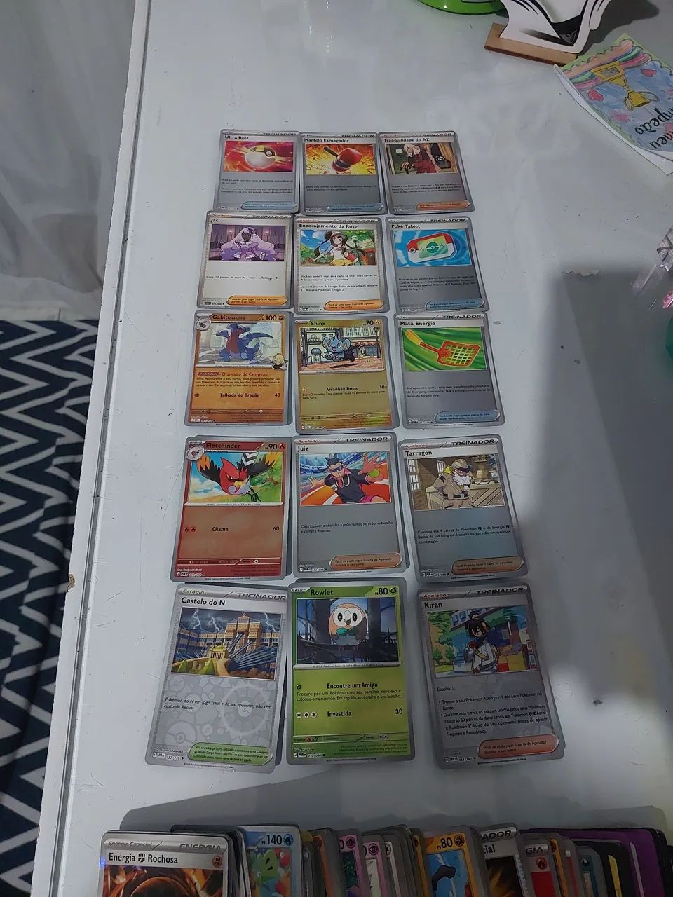 Cartas Pokémon original diversas 191 cartas e 30 códigos  - Foto 2