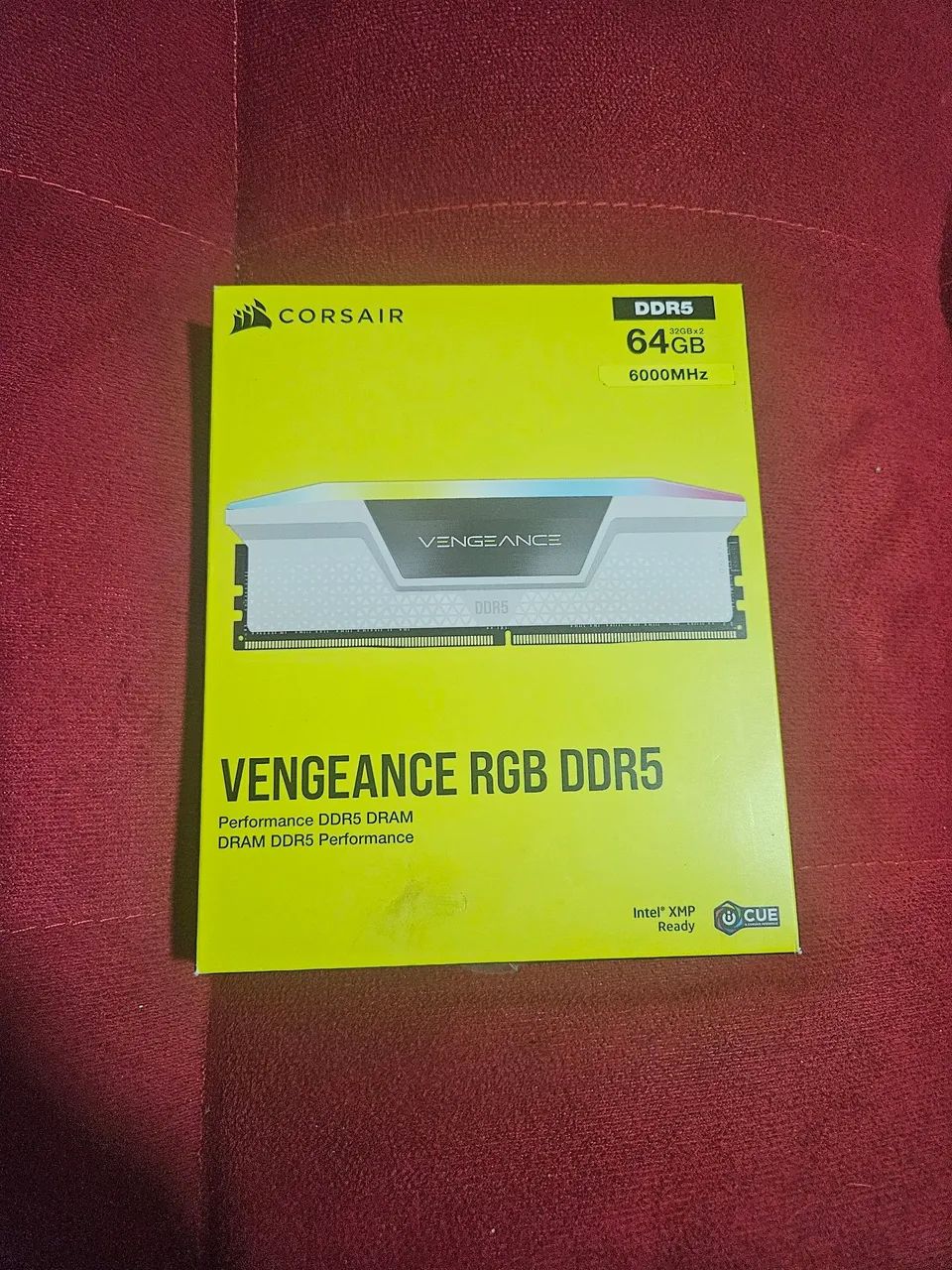 Memória RAM Corsair Vengeance RGB DDR5 64GB 2x32GB 6000MT/s CL30