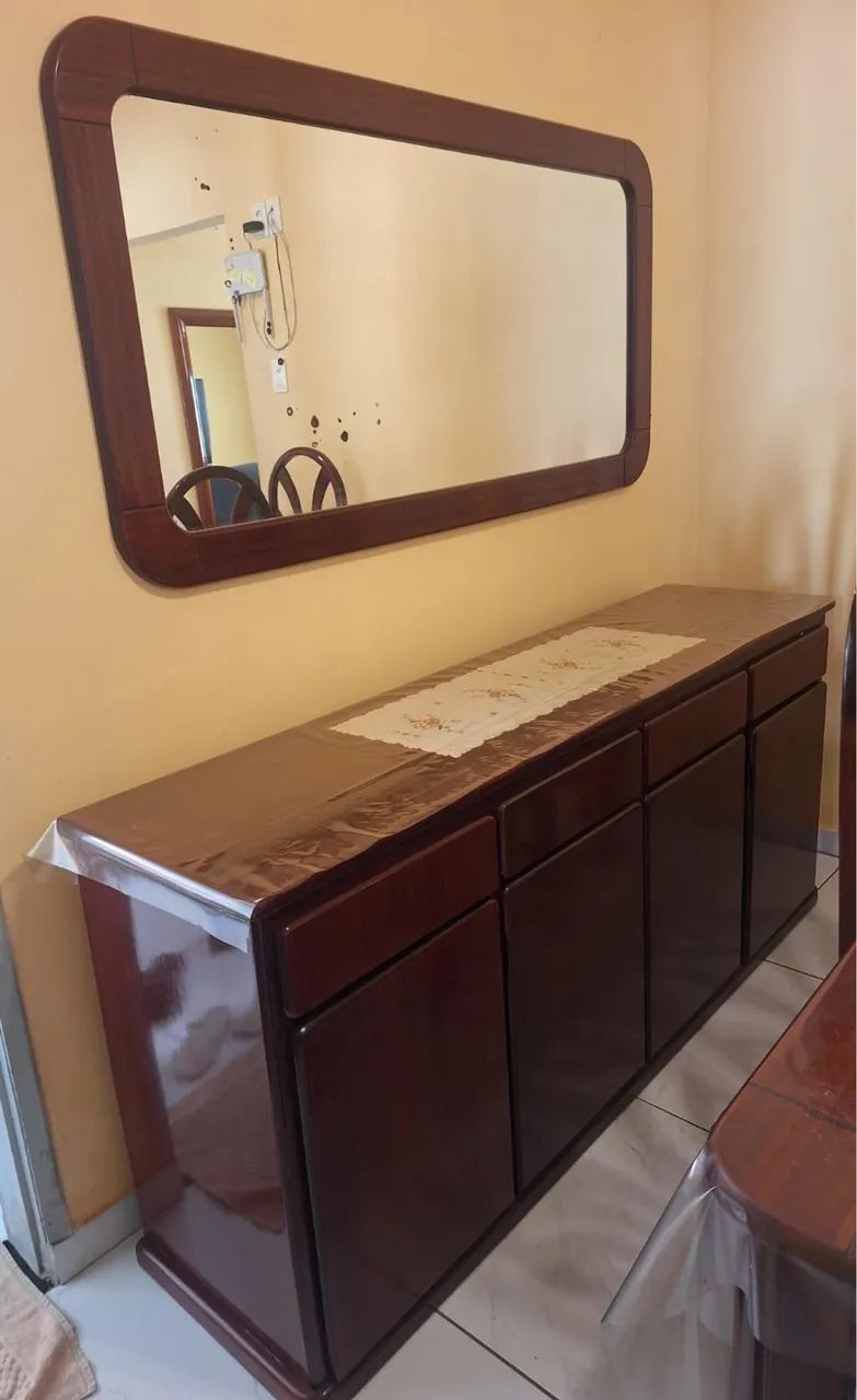 Sala de jantar 6 cadeiras madeira com tampo de vidro - Foto 4