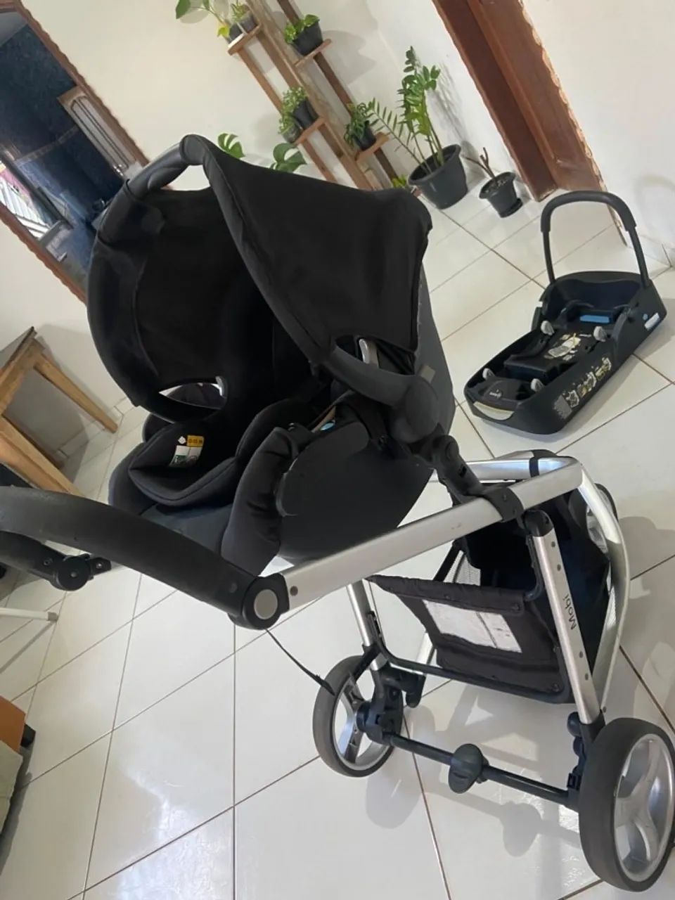 Carrinho de bebê+bebê conforto+base do bebê conforto  - Foto 5