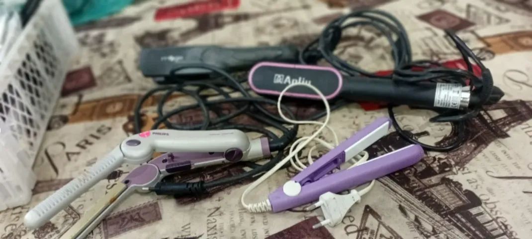 Chapinhas de cabelo e Escova térmica , todas ok