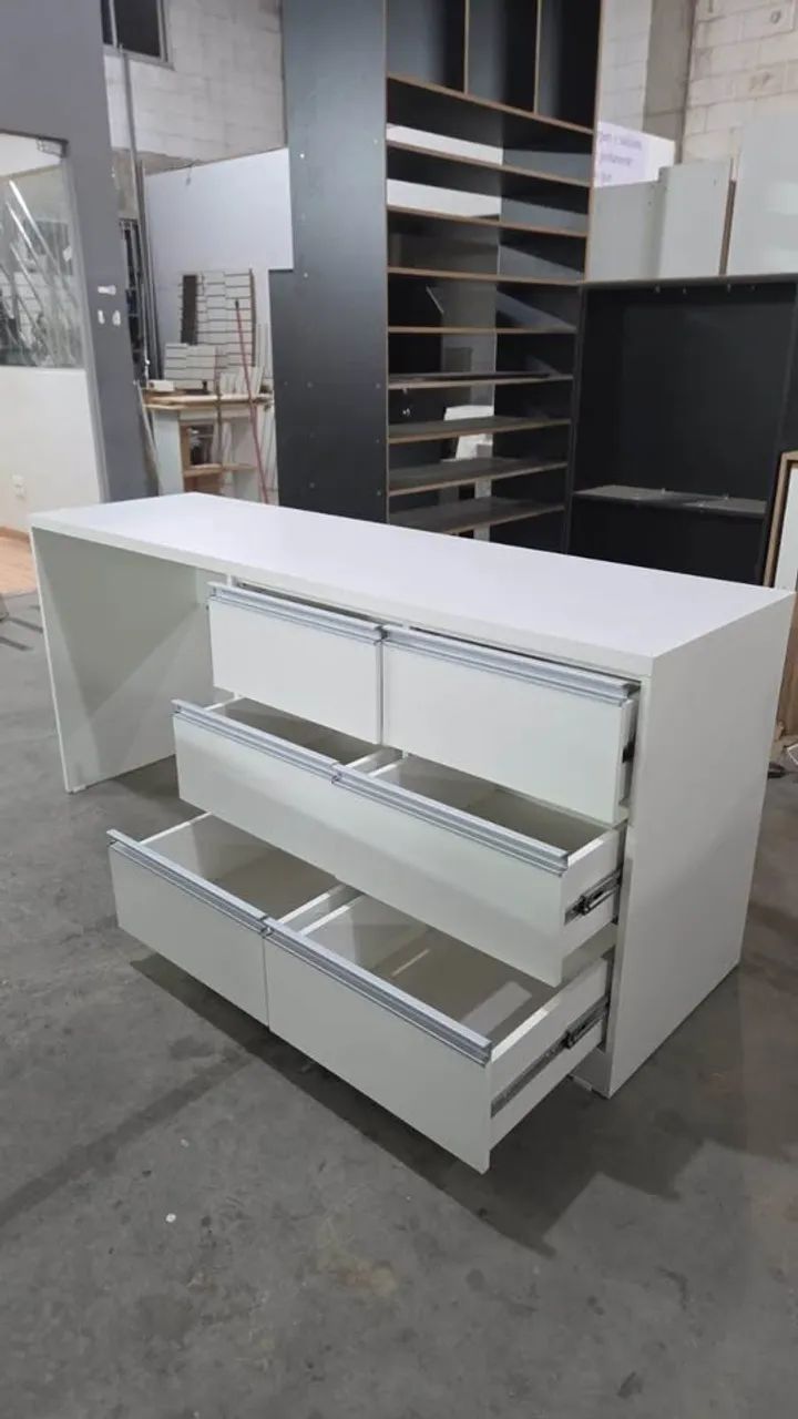 Comoda  06 Gavetas com MESA - Moveis sob encomenda 